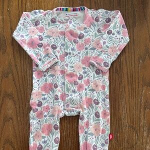Magnetic Me Pajama, girls footie pajamas, magnetic me, girls pajama